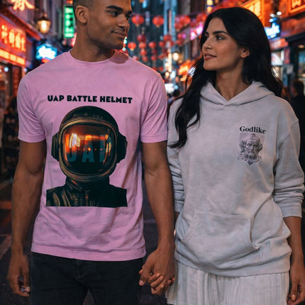 Comfy and classic: Our T-Shirts will make you go strolling around the city with confidence 🤍